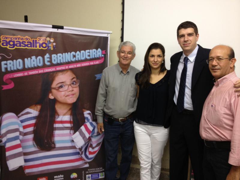 Vereadores participam de lançamento da Campanha do Agasalho 2013